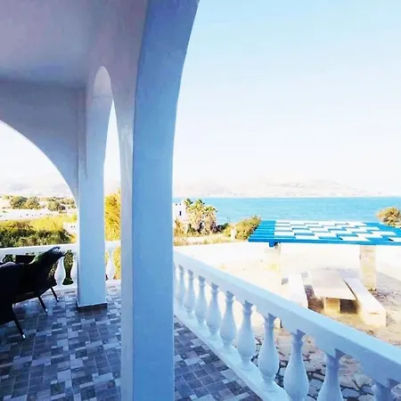 Seafront House Irini Náusza