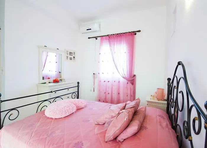 Vakantiehuis Seafront House Irini Naousa